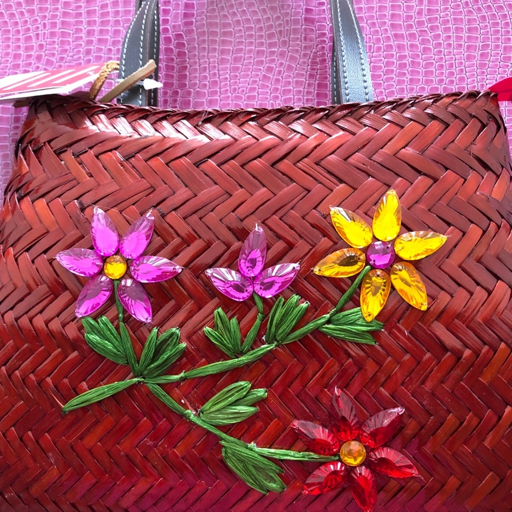 Espirit red/brown straw purse with flowers